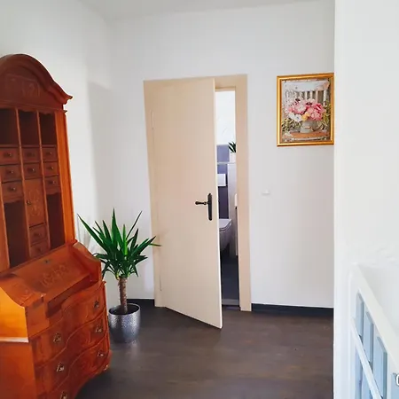 Holiday home Neu! Ferienhaus Zur Alten Schlosserei Mit Sauna